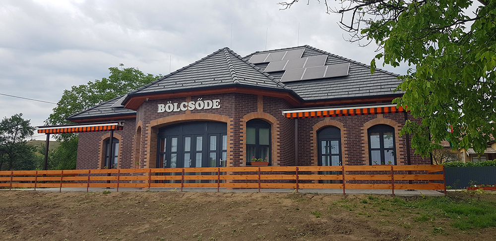 Gézengúz Crèche, Sajókaza