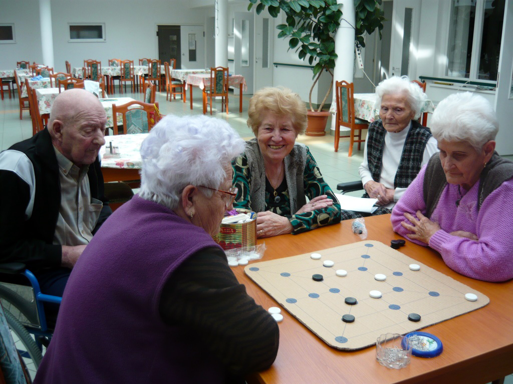 Nikodémus Care Home, Tiszaújváros 9